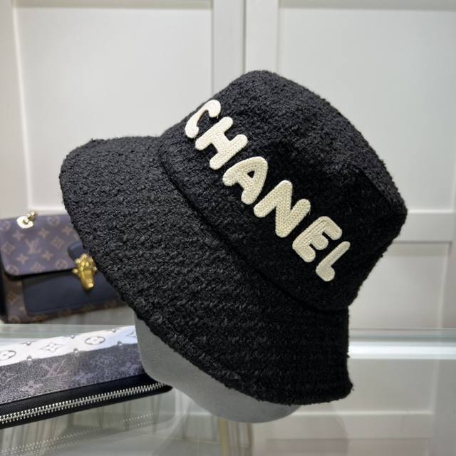 Chanel香奈儿 新款小香风材质渔夫帽 大牌款超好搭配 赶紧入手