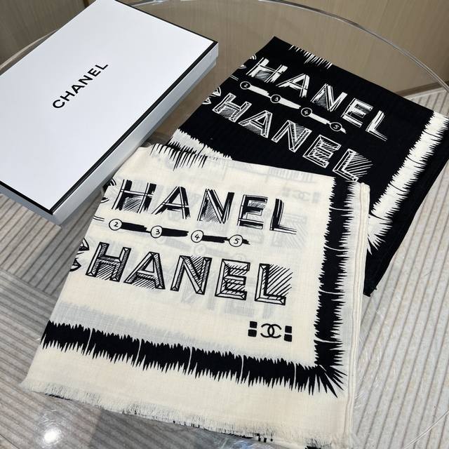 无与伦比上新 高品质 手工卷边 Chanel 2023C 黑白始终经典 * 双面同色 二色上新