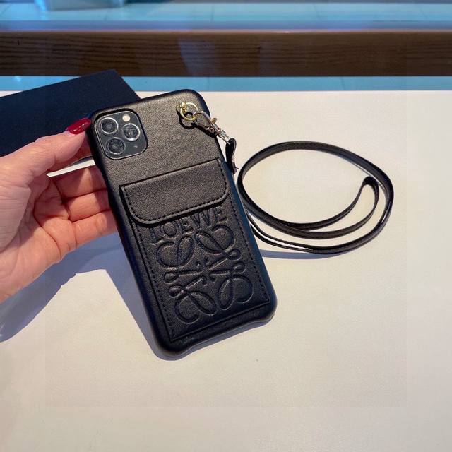 Loewe罗意威新款卡包手机壳插卡配斜挎挂绳 高端品质 型号 为了不出现报错型号 请打开本机查看手机设置显示的型号 Iphone14 6.1 Iphone14P