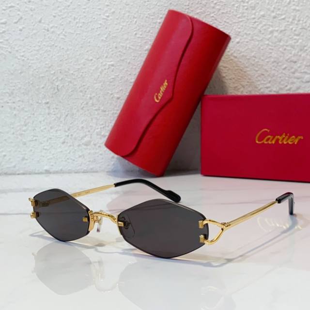 Cartier欧美窄版 18K金灿灿简约无边款 内镀蓝膜防紫外线镜片 Ct 8100359 Size:48口20-145 眼镜墨镜太阳镜