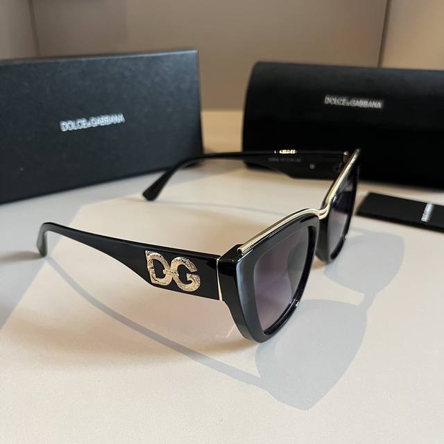 D&G杜嘉班纳2024最新款遮阳镜 太阳墨镜 开车出游必备 超级修饰脸型