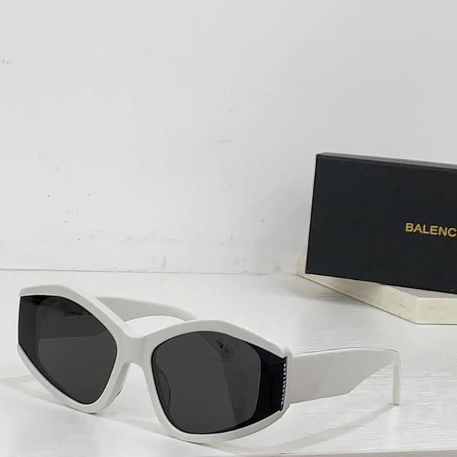 Balenciag*巴黎*世家model Bb0302Ssize:66口16-145眼镜墨镜太阳镜