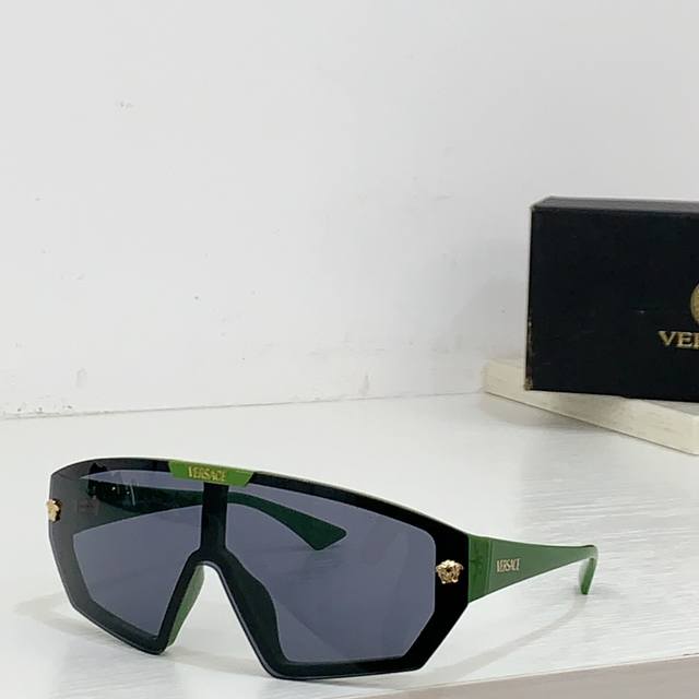 Versac*Model Ve4461Size 14 -125眼镜墨镜太阳镜