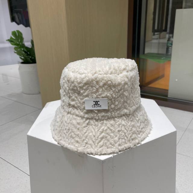 Celine赛琳 2023早秋新款羊羔毛大牌款渔夫帽 可折叠遮阳又好搭配 出街旅行单品