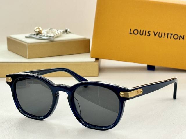 Loui Vuitton Mod:Z1963U Size:50-23-145