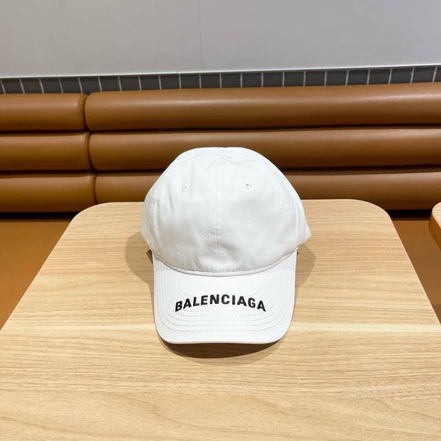 新品balenciaga巴黎世家新款棒球帽 现货秒发简约时尚超级无敌好看的帽子 情侣款 原单货比起其他帽子的优势