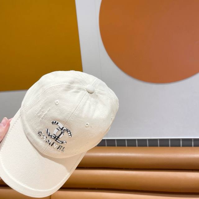 香奈儿chanel 2023新品棒球帽 刺绣logo小香经典简约 时尚休闲设计 跑量新品 - 点击图像关闭
