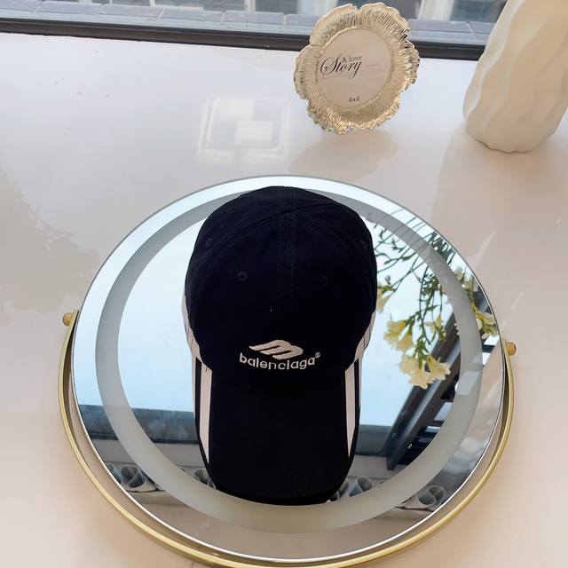 Balenciaga春款新款个性棒球帽 高品质透气性巨佳 四季佩戴款 高颜值时尚单品 男女同款
