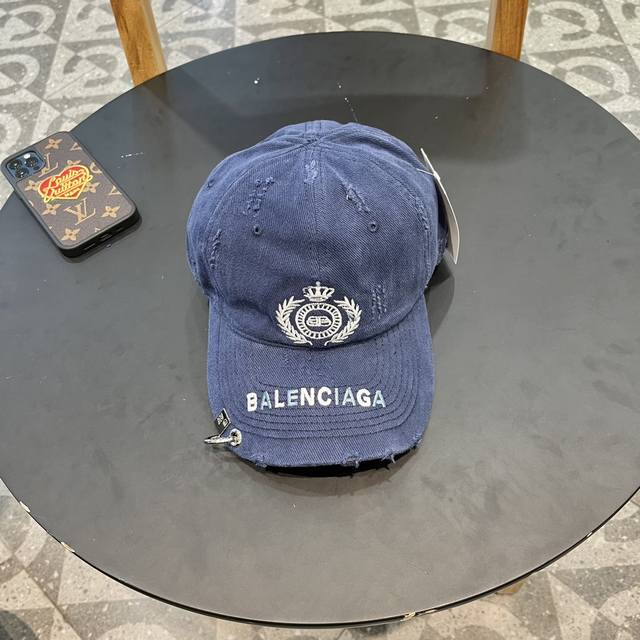 新品balencia*A 巴黎世家联名款新款棒球帽 现货秒发简约时尚超级无敌好看的帽子 原单货比起其他帽子的优势
