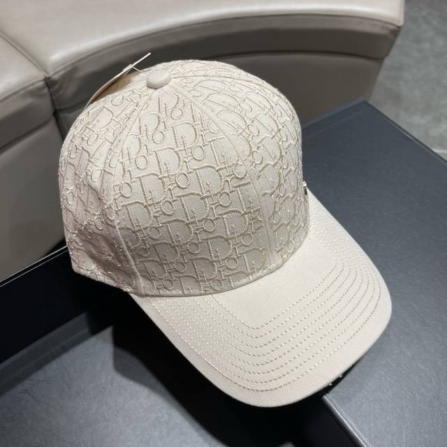 Dior迪奥 2024春新款棒球帽 品质超赞 加深帽型更显气质 本季爆款