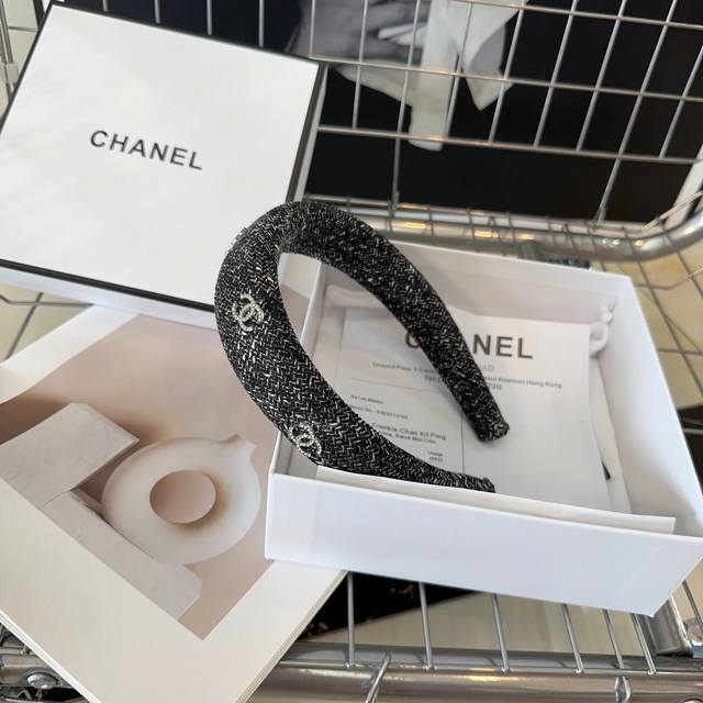 配包装盒 Chanel 香奈儿 小香发箍 时尚潮品 非常百搭 小姐姐必备