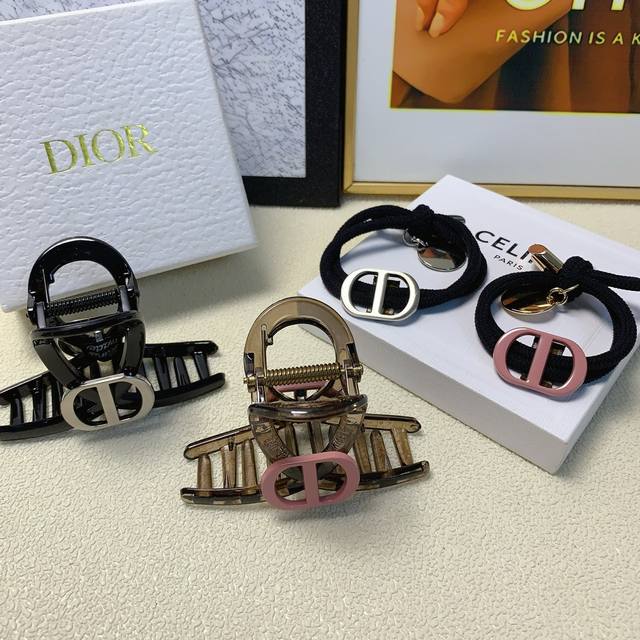 Dior迪奥 Dior皮筋 新款logo皮筋发圈 日常精致小单品 气质百搭小仙女必入单品 宝藏款 闭眼入推荐款 单个