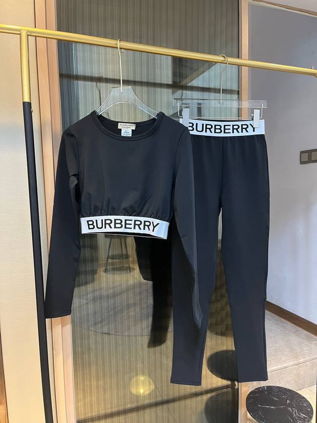 Burberry巴宝莉新款高弹力健身瑜伽服运动套装~修身提臀显瘦打底裤脚 码数 Sm L Xl