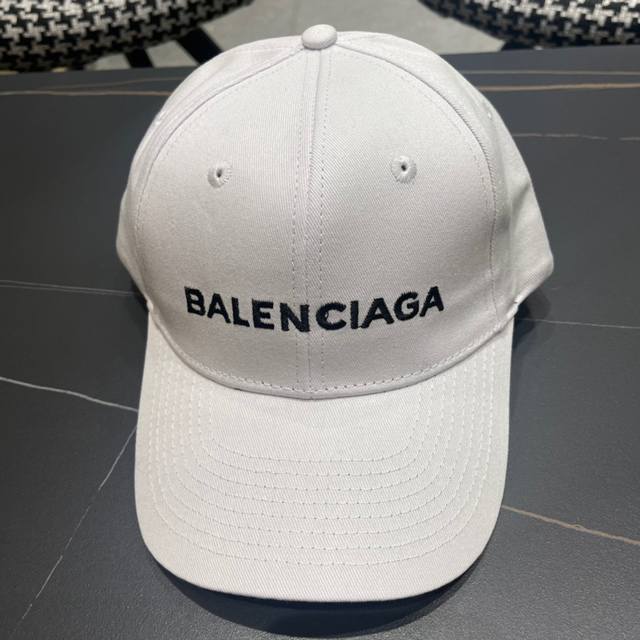 跑量 新款balenciaga 巴黎世家鸭舌帽 字母刺绣标志棒球帽 时尚男女妥妥驾驭 纯棉材质