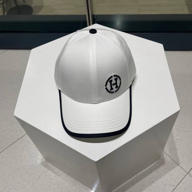 跑量 Hermes 新款刺绣h棒球帽 高品质定制logo 材质:100%彩棉 头围:56-58均可