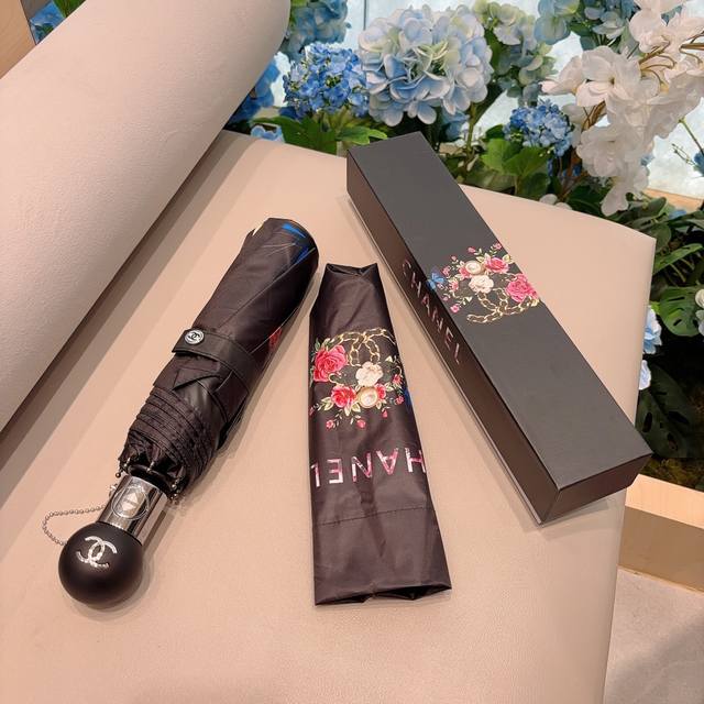 Chanel 香奈儿 三折自动折叠晴雨伞 选用台湾进口uv防紫外线伞布 原单代工级品质 2色 - 点击图像关闭