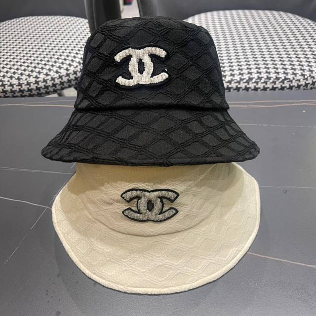 Chanel香奈儿 2024春新款渔夫帽 经典款超轻 色系很百搭 - 点击图像关闭