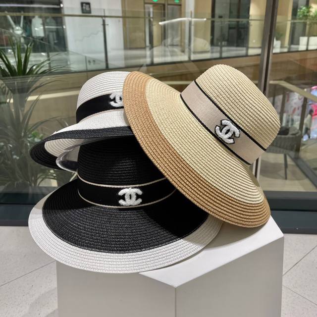Chanel香奈儿草帽，拼色遮阳帽，轻奢礼帽，轻盈透气百搭，头围57Cm