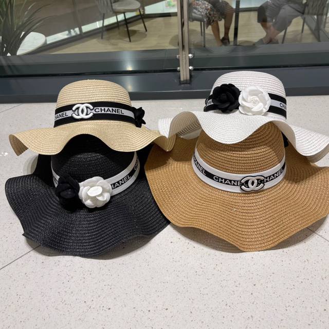 Chanel香奈儿 2023新款草编山茶花编织盆帽草帽，度假休闲必备，优雅大方的一款