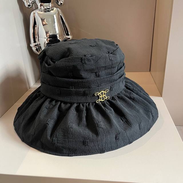 Celine赛琳荷叶边遮阳帽，遮阳防嗮帽，头围57Cm