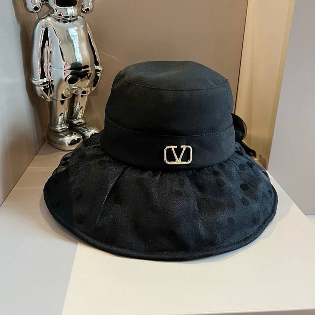 华伦天奴新款蝴蝶布帽，波点衣服帽，高端定制，头围57Cm