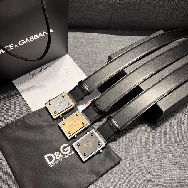 代购级 Dg男士腰带，宽3.5Cm Dolce&Gabbana 全新小牛皮无孔腰带，点缀个性化钌电镀金属徽标搭扣.