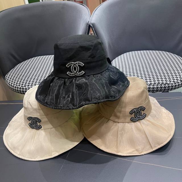 Chanel香奈儿 2024新款高级网红小香风渔夫帽，遮阳又超好搭配，出街单品