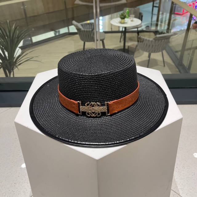 Loewe罗意威 2023新款草编大牌皮带编织草帽，度假休闲必备，优雅大方的一款