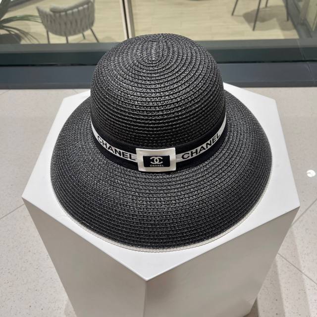 Chanel香奈儿拼色草帽，太阳帽，防紫外线遮阳帽，头围57Cm