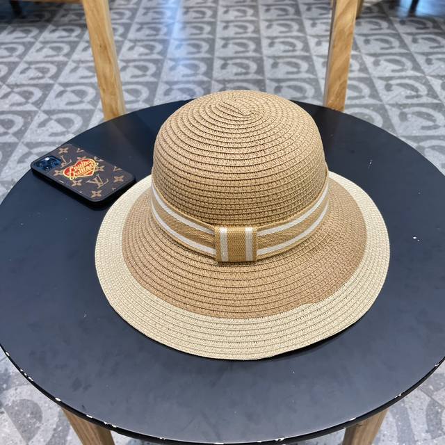Dior迪奥2024年夏季新款草帽，拼色设计，头围57Cm