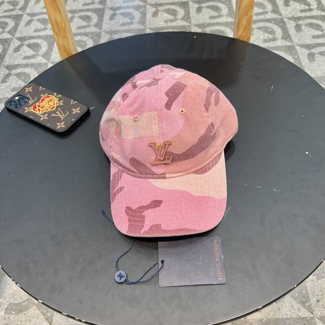 Louisvuitton 路易威登 粉色迷彩软妹这样百搭四季素颜棒球帽子
