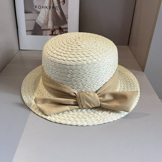 Loewe罗意威新款平顶礼帽，蝴蝶结飘带，名小清新设计，头围57Cm