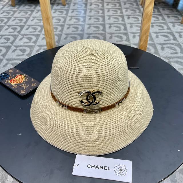 Chanel香奈儿 2024新款拼色盆帽草帽，出街必备超好搭配，赶紧入手！ - 点击图像关闭