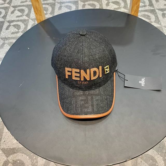 Fendi芬迪，2024新品棒球帽 代购版本！时尚潮流，高端做工！非一般的品质，细节看实拍哦