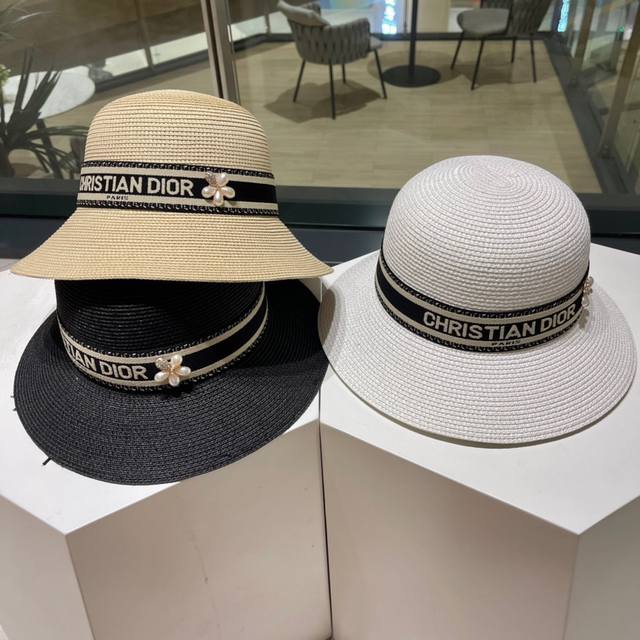 Dior迪奥新款草帽，遮阳帽，太阳帽，沙滩遮阳帽帽，花朵设计，头围57Cm - 点击图像关闭