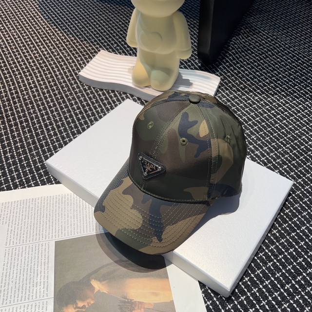 特批 Prada 棒球帽 高版 2024夏 最新迷彩帽 每一款都百搭显脸小 - 点击图像关闭