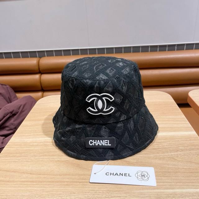 Chanel香奈儿标志新款24春夏新款渔夫帽 订单货，可通过国检品质 洗水纯棉渔夫帽，雅痞时髦街头风 超酷，色系也太好看了