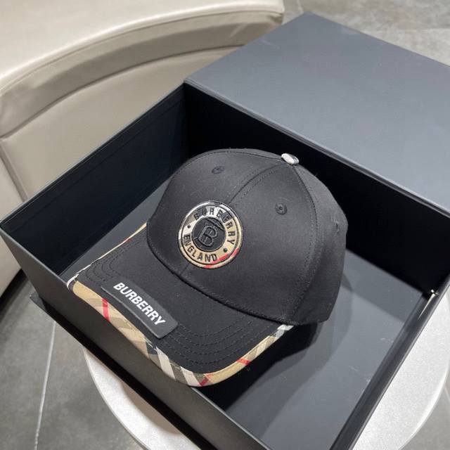 Burberry 巴宝莉 2024新款原单棒球帽 专柜热卖款纯棉内里，完美版型，对格精准无误，原厂品质，独家实物拍摄，男女适用