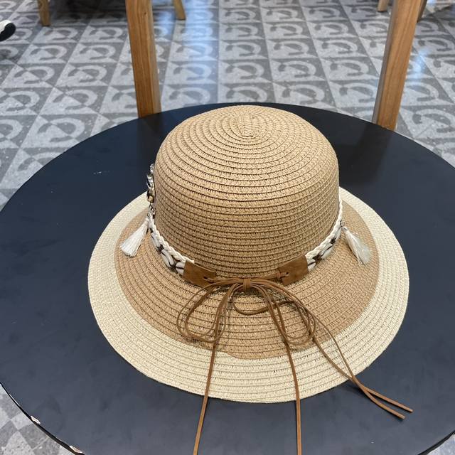 Chanel香奈儿国民风草帽，新款草帽，名媛风 版型好看，头围57Cm