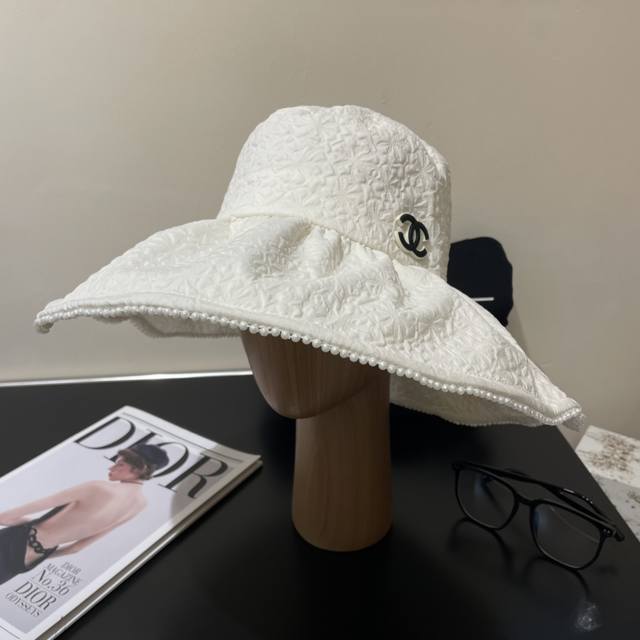 Chanel香奈儿大帽檐渔夫帽，帆布帽，简约网红款，头围57Cm - 点击图像关闭