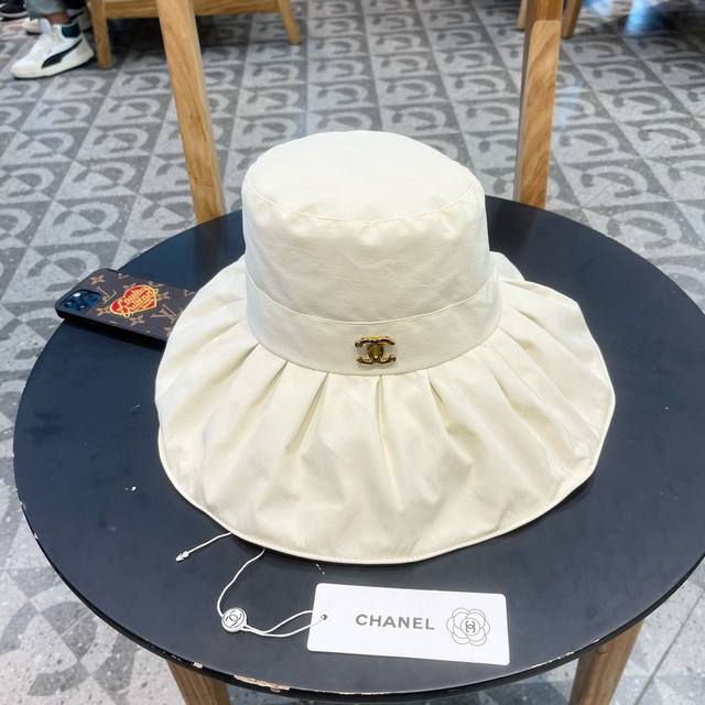 Chanel香奈儿 洗水牛仔徽标logo抽绳束带遮阳帽渔夫帽帽子