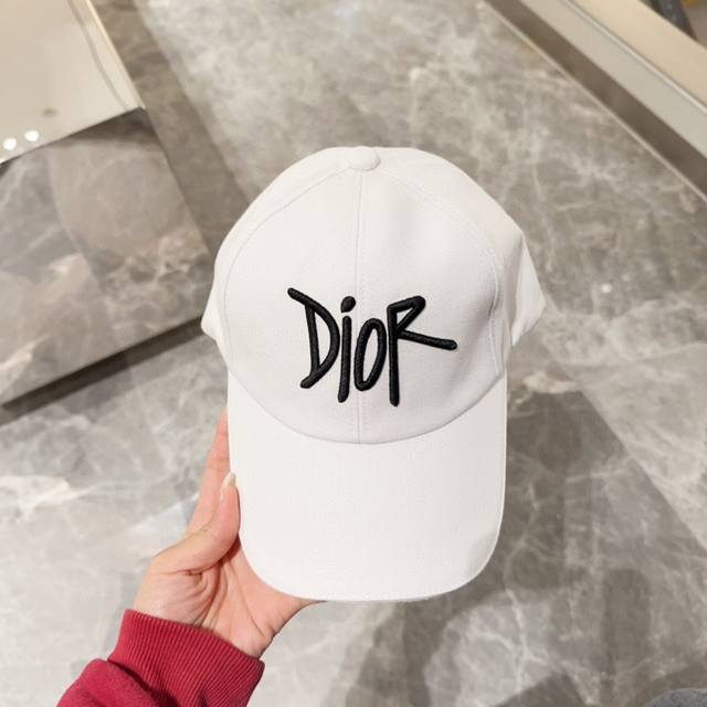 Dior迪奥 官网同步新款发布 老花d家棒球帽，水洗标吊牌齐全，超级火爆