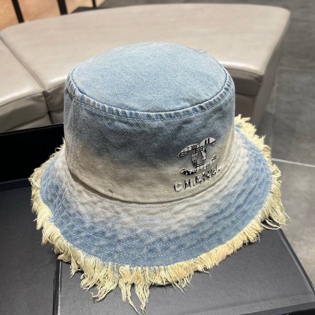 Chanel香奈儿 2024春新款牛仔男女款做旧款渔夫帽，超好搭配，赶紧入手！