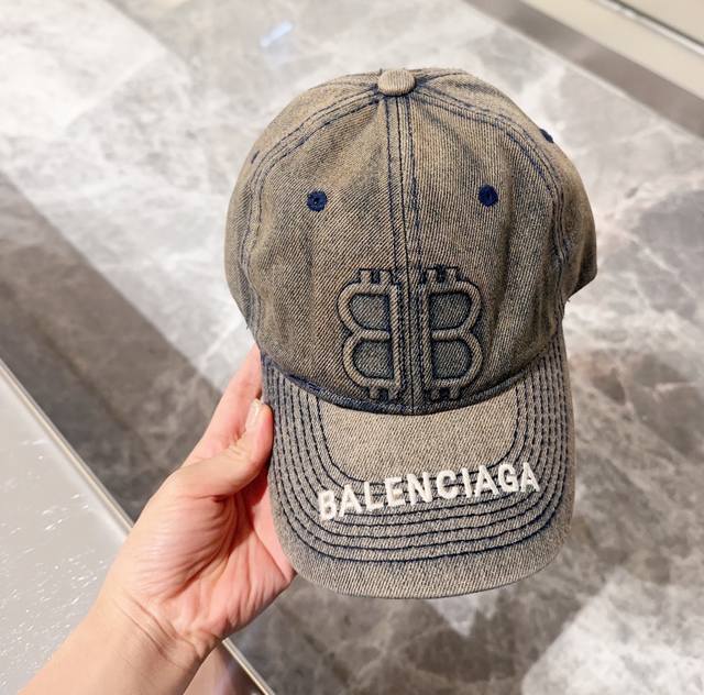 Balenciaga巴黎世家春款新款个性棒球帽，高品质牛仔面料，透气性巨佳，四季佩戴款 高颜值时尚单品！ 男女同款