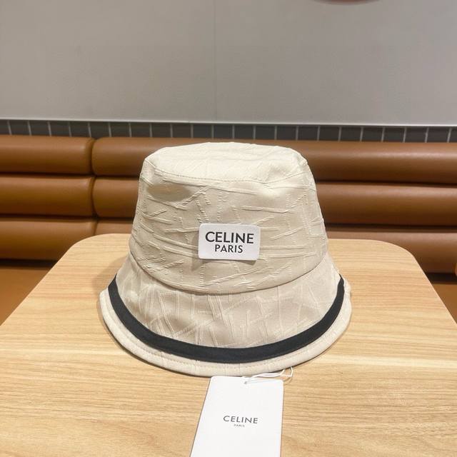 Celine赛琳 2024春新款小桶帽渔夫帽，凯旋门元素超好搭配，出街单品