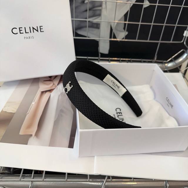 P 配包装盒 Celine 赛琳 凯旋门新款发箍，精致舒适，非常时尚百搭！女神必备单品