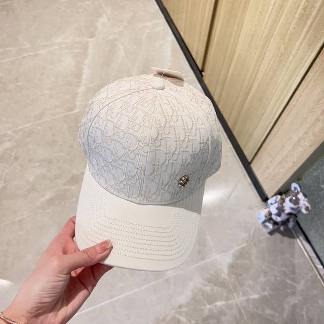 特价 配防尘袋 Dior迪奥 2024新款专柜款刺绣棒球帽，新款出货，大牌款超好搭配，赶紧入手！