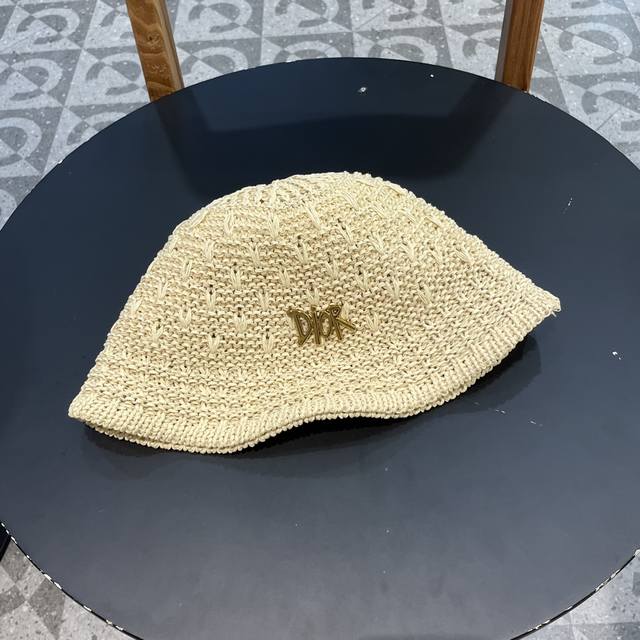 Dior 迪奥 新款原单渔夫帽， 精致純也格调很有感觉，很酷很时尚，质量超赞