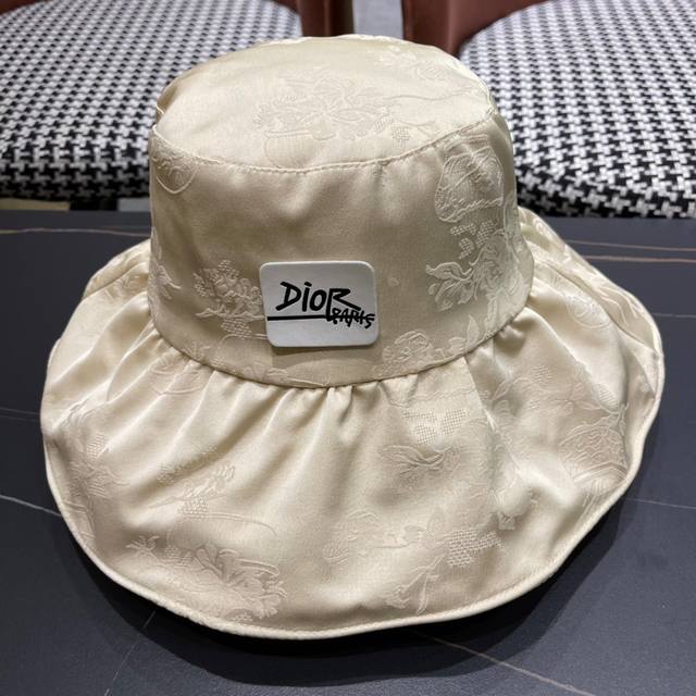 迪奥dior-新款2024渔夫帽 ，超级爆款 时尚