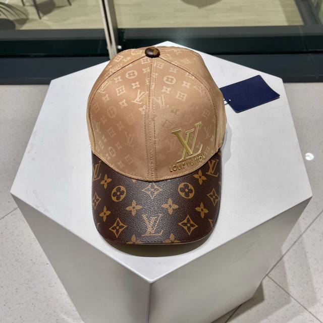 Louivuittonlv专柜新款路易威登家刺绣棒球帽，简单大方 男女通用遮阳帽，
